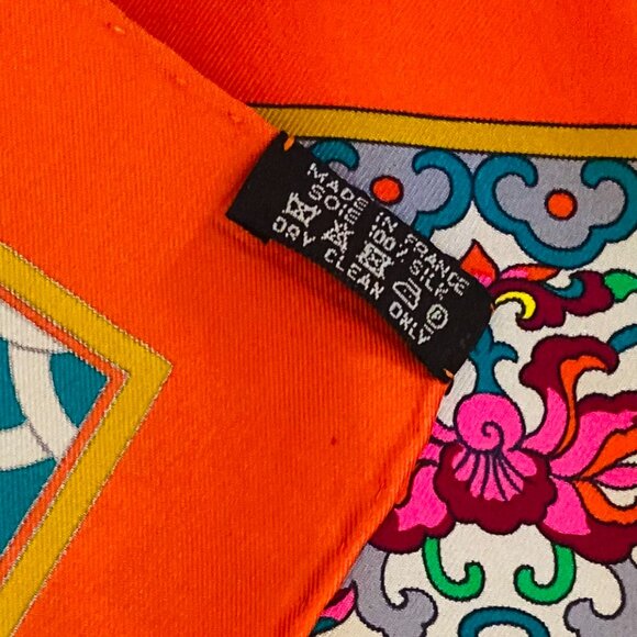 Hermes Collections Imperiales 90 Silk Scarf - Picture 9 of 13